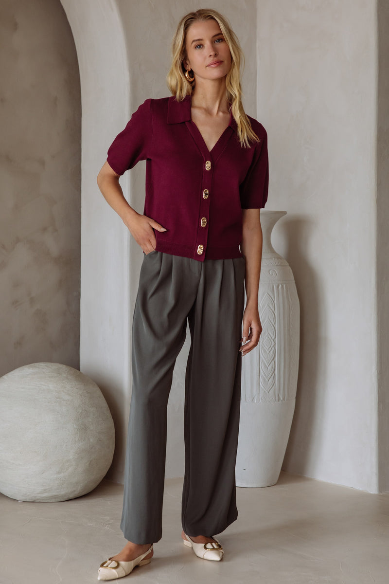 Harlow Gold Twist Lock Button Top, Burgundy