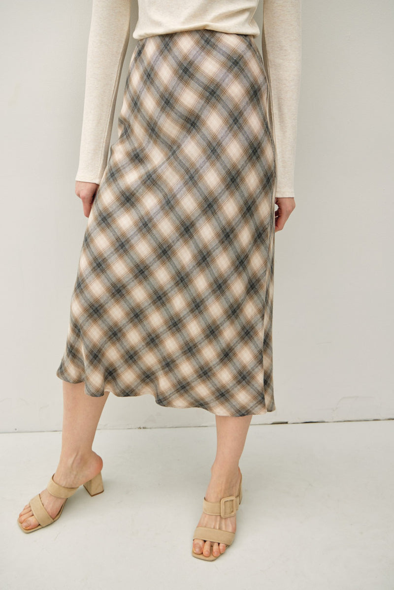 Evangeline Tartan Plaid Flowy Midi Skirt, Charcoal