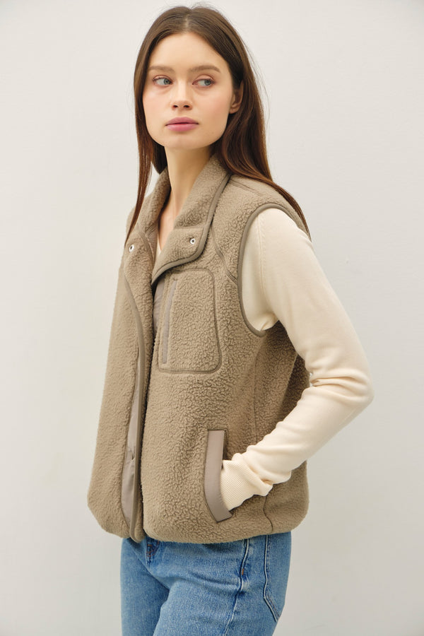Elena Fleece Button Up Vest, Olive