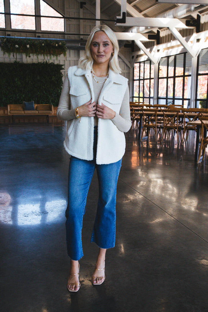 Lia Sherpa Fleece Button Down Vest, Cream