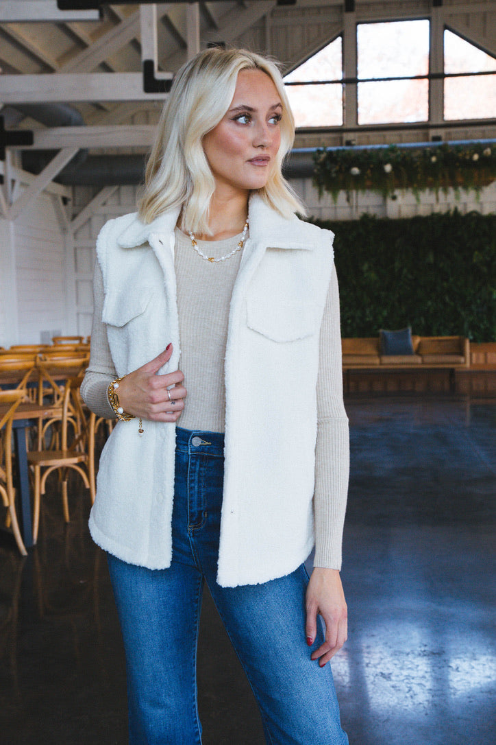 Lia Sherpa Fleece Button Down Vest, Cream