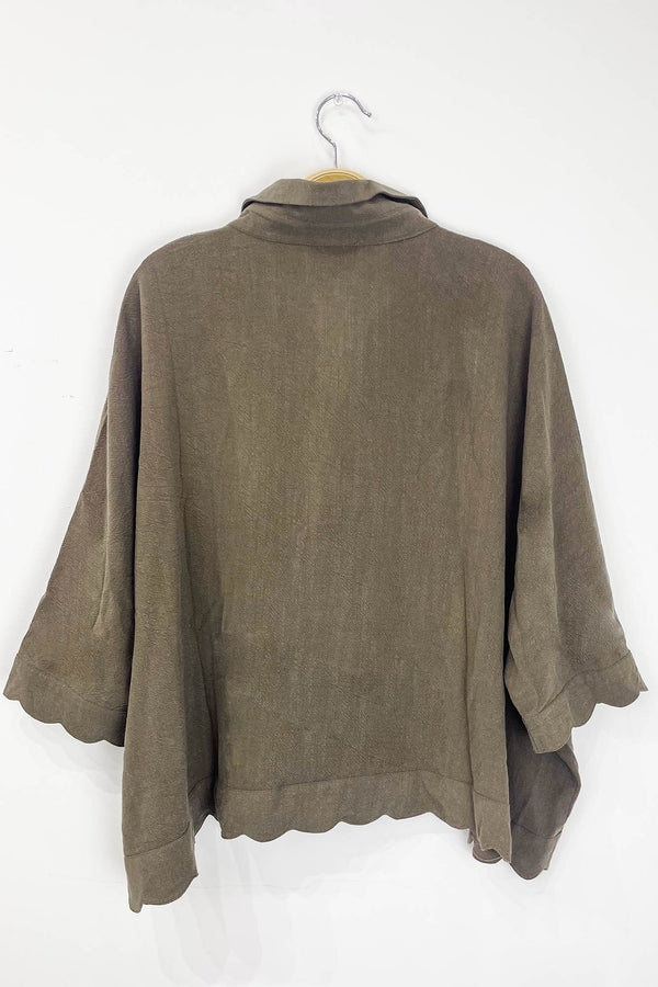 Caroline Linen Scallop Trim Blouse, Espresso