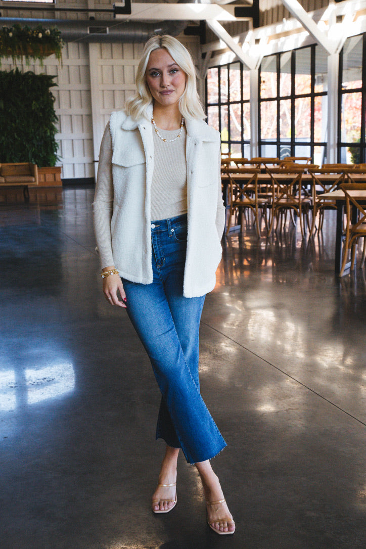 Lia Sherpa Fleece Button Down Vest, Cream