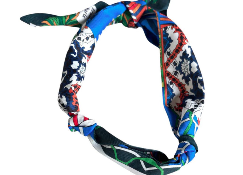 Beckett Vertical Pearl Scarf Necklace, Blue Multi | Nora James Jewelry