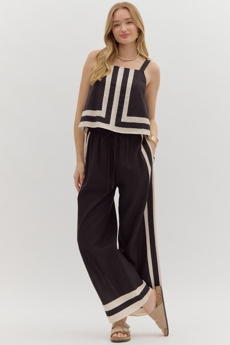 Kyra Contrast Abstract Border Top, Black