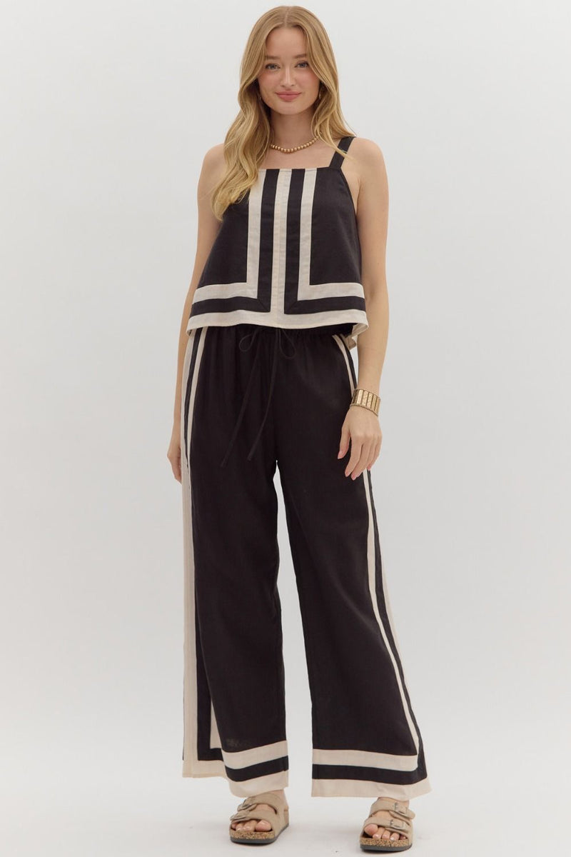 Kyra Contrast Abstract Border Top, Black
