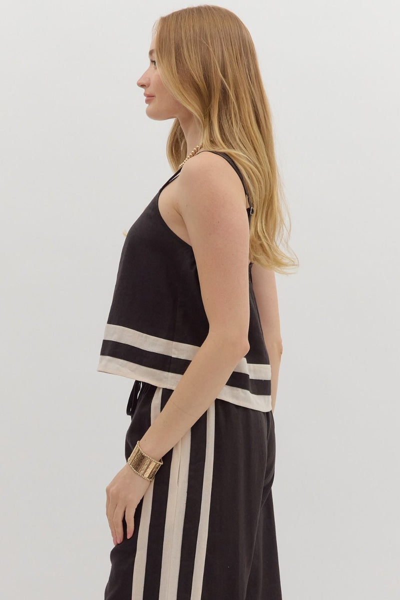 Kyra Contrast Abstract Border Top, Black