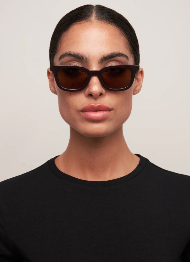 Nia, Dark Chocolate/Brown | Otra