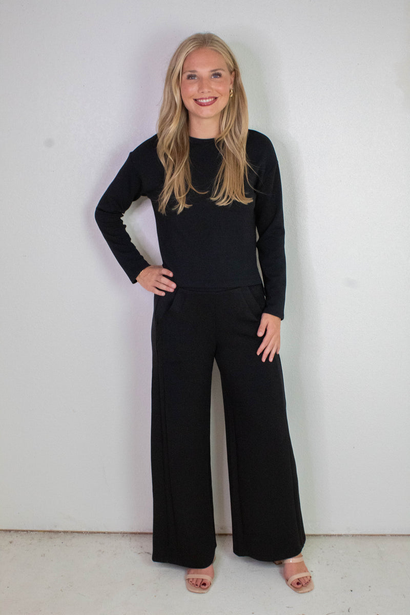 Airessentials Wide Leg Track Pant, Very Black | SPANX