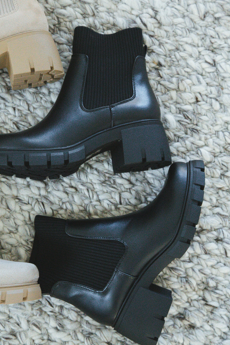 Zordy Ribbed Ankle Lug Sole Chelsea Boot, Black – North Main