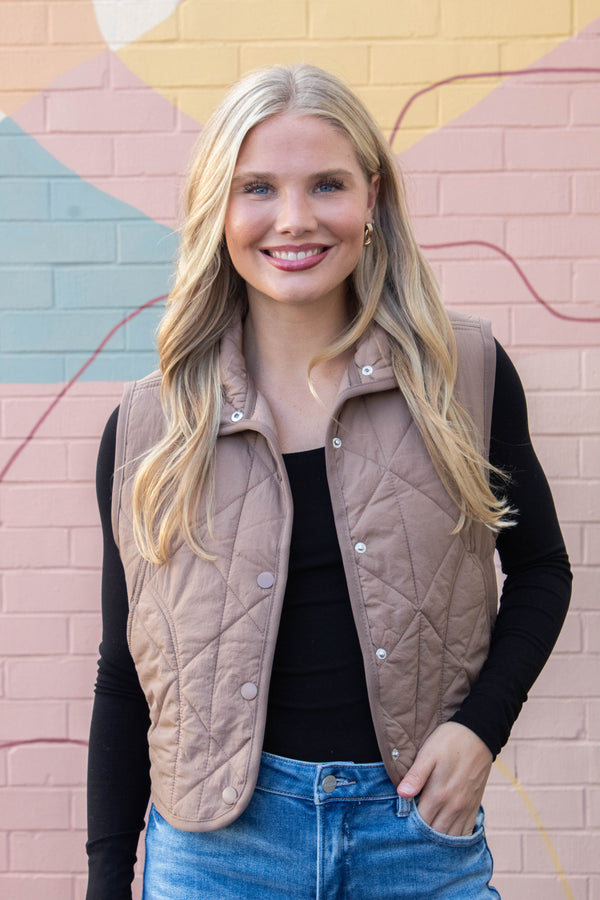 Sara Snap Button Quilted Vest, Mocha