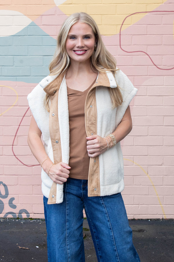 Jasmine Fleece Suede Contrast Vest, Ecru