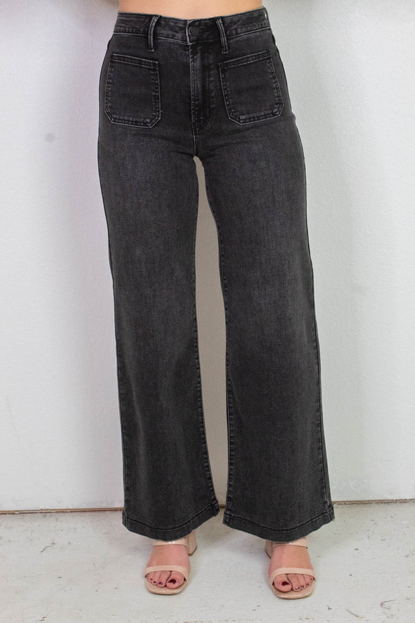 Leah Patch Pocket Wide Leg Jeans, Washed Black