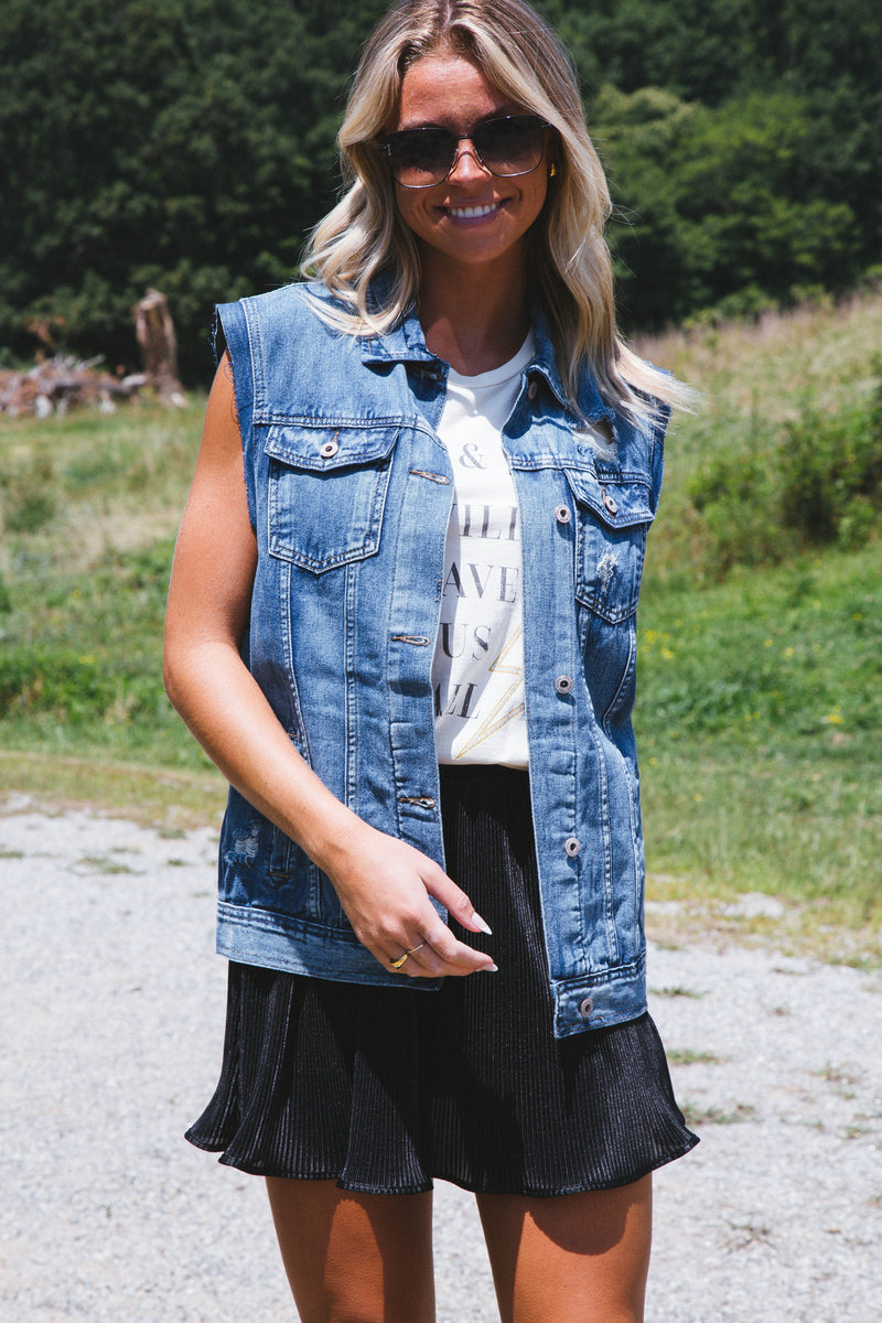 Boyfriend Boxy Denim Vest, Medium Wash