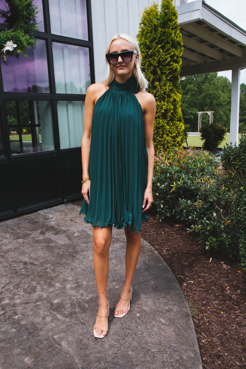 Baylee Sleeveless Pleated Dress, Green