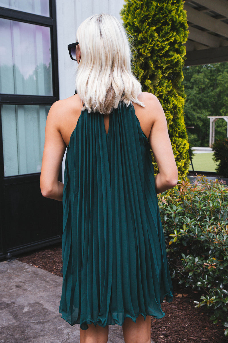 Baylee Sleeveless Pleated Dress, Green