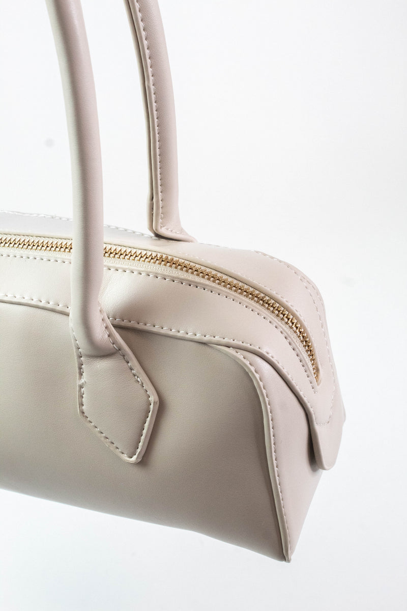 Betty Shoulder Bag, Oatmilk | Moda Luxe