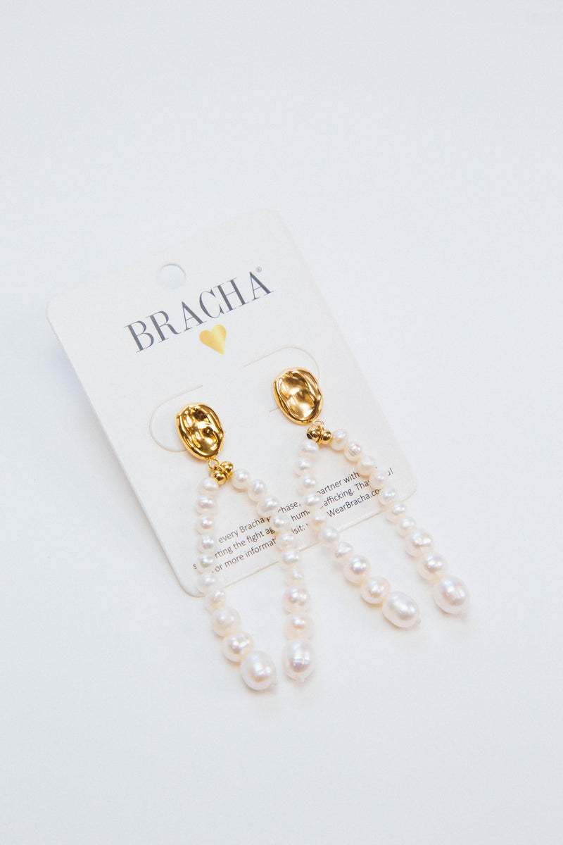 Lenni Pearl Earrings, Pearl/Gold | BRACHA