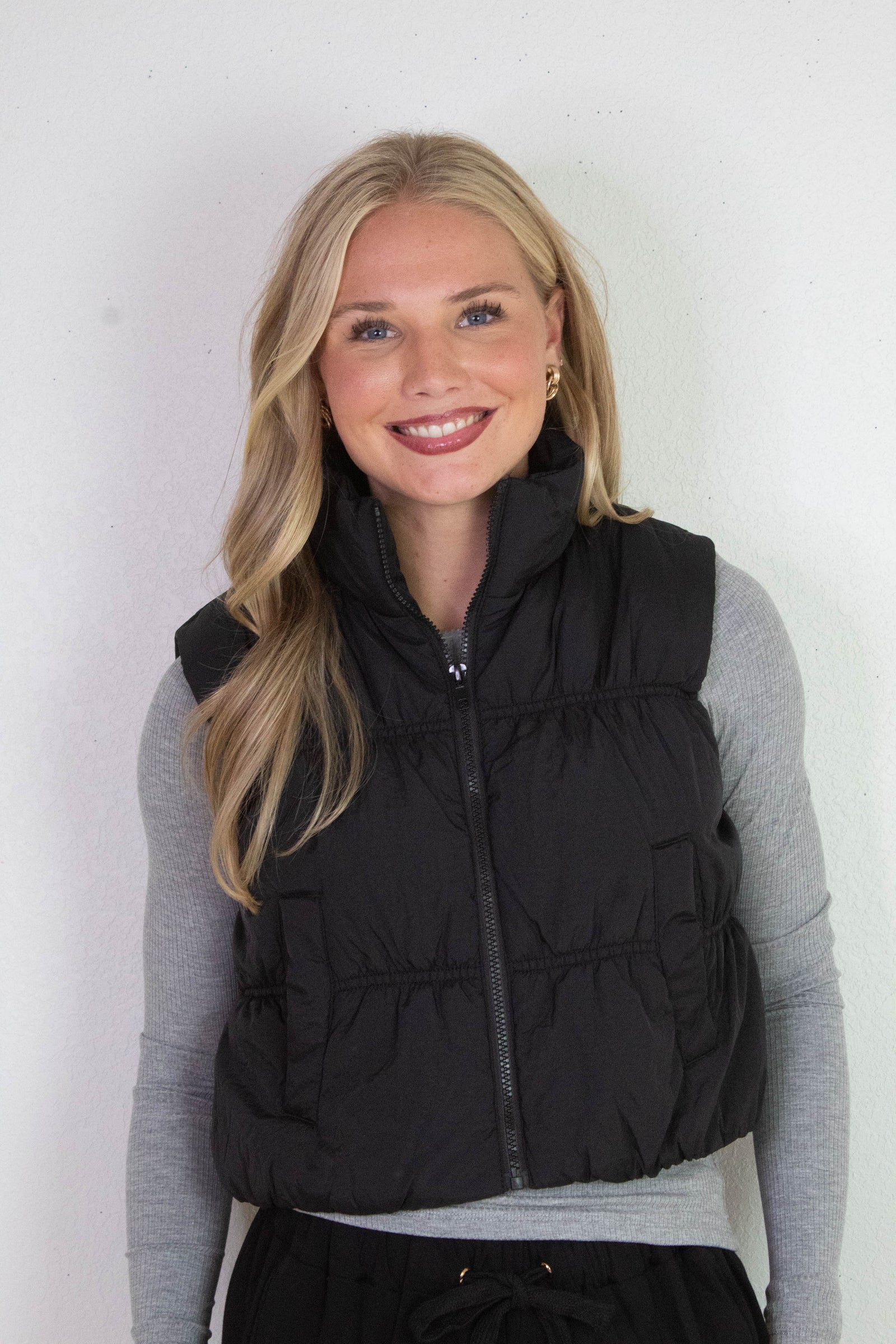 Martha Zip Up Cropped Puffer Vest, Black – North & Main Clothing
