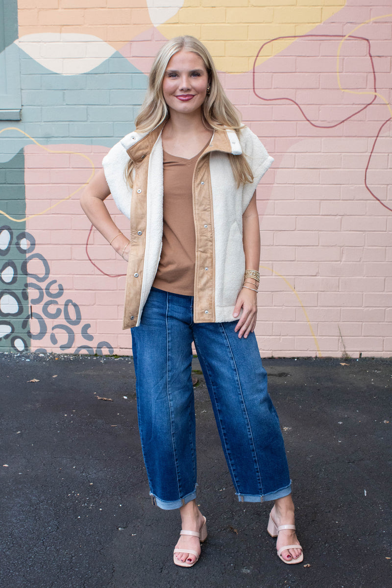Jasmine Fleece Suede Contrast Vest, Ecru