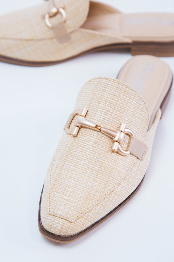 Score Straw Mule Sandal, Natural | CL by Chinese Laundry