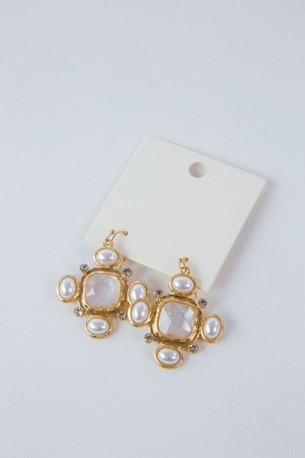 Kori Antique Oval Pearl & Square Earrings
