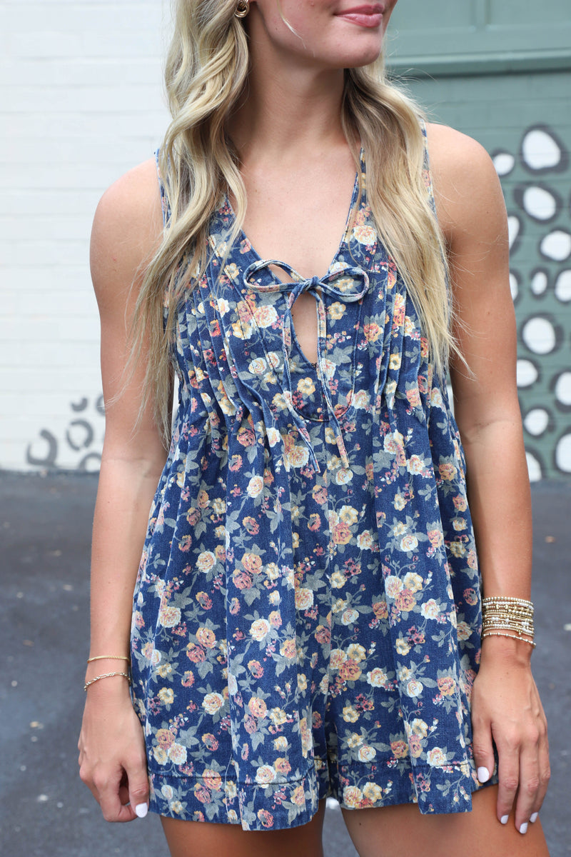 Celina Floral Pleated V-Neck Romper, Peach Combo