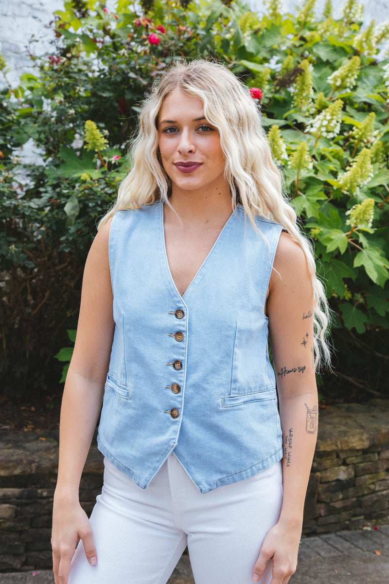 Elliana Denim Button Down Vest, Light Denim