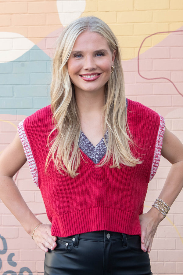 Leilani Contrast Trim Vest, Scarlet Combo