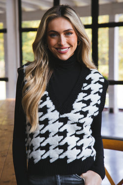 Karina Houndstooth Vest, Black/White