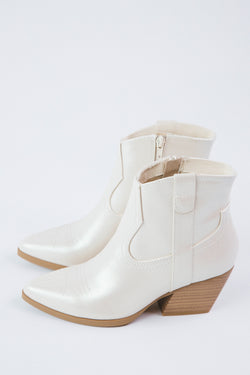 Abeam Short Western Boot, Pearl Cream