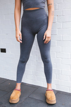 Wash Out 7/8 Leggings, Graphite | Zsupply