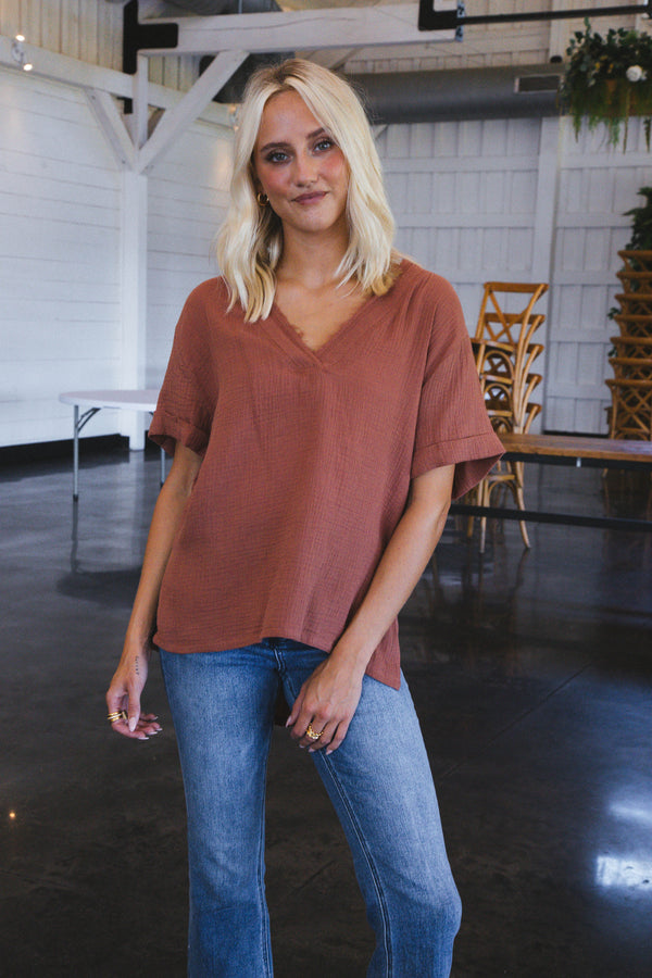 Cutie Cotton Gauze V-Neck Top, Terracotta