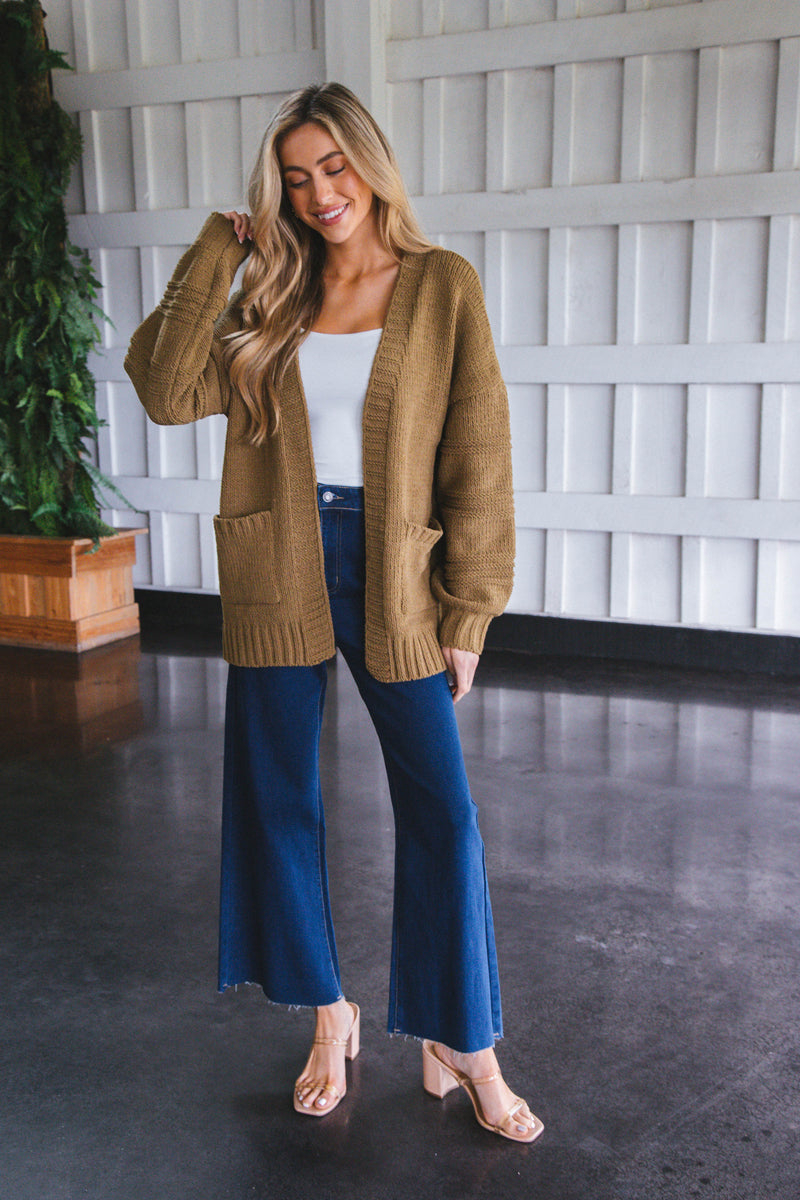 Oaklyn Chunky Sweater Cardigan, Olive