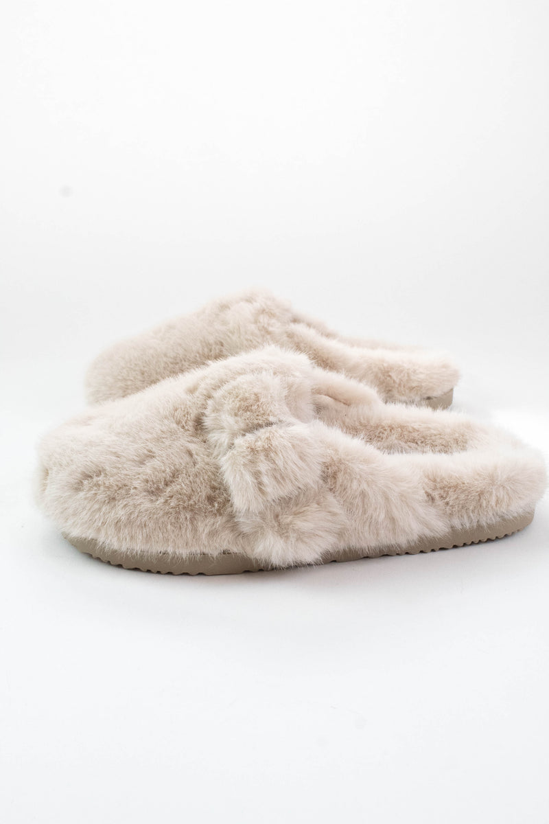 Portland Fuzzy Slipper, Natural | Beach by Matisse
