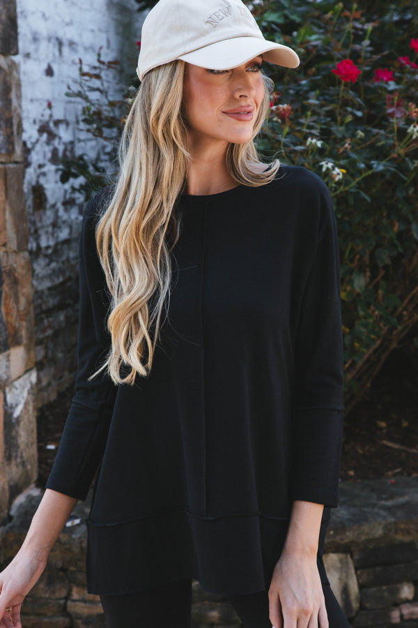 Baltic Born Sweatshirt, Very Black | SPANX