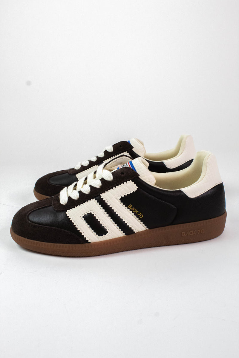 Cloud Vintage Style Sneaker, Coffee Milk | Back 70