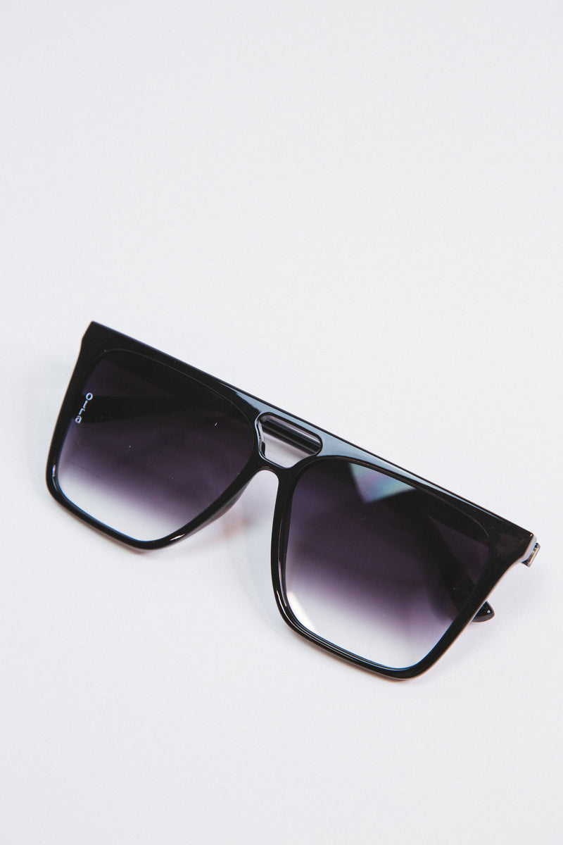 Lisi Sunglasses, Shiny Black | Otra