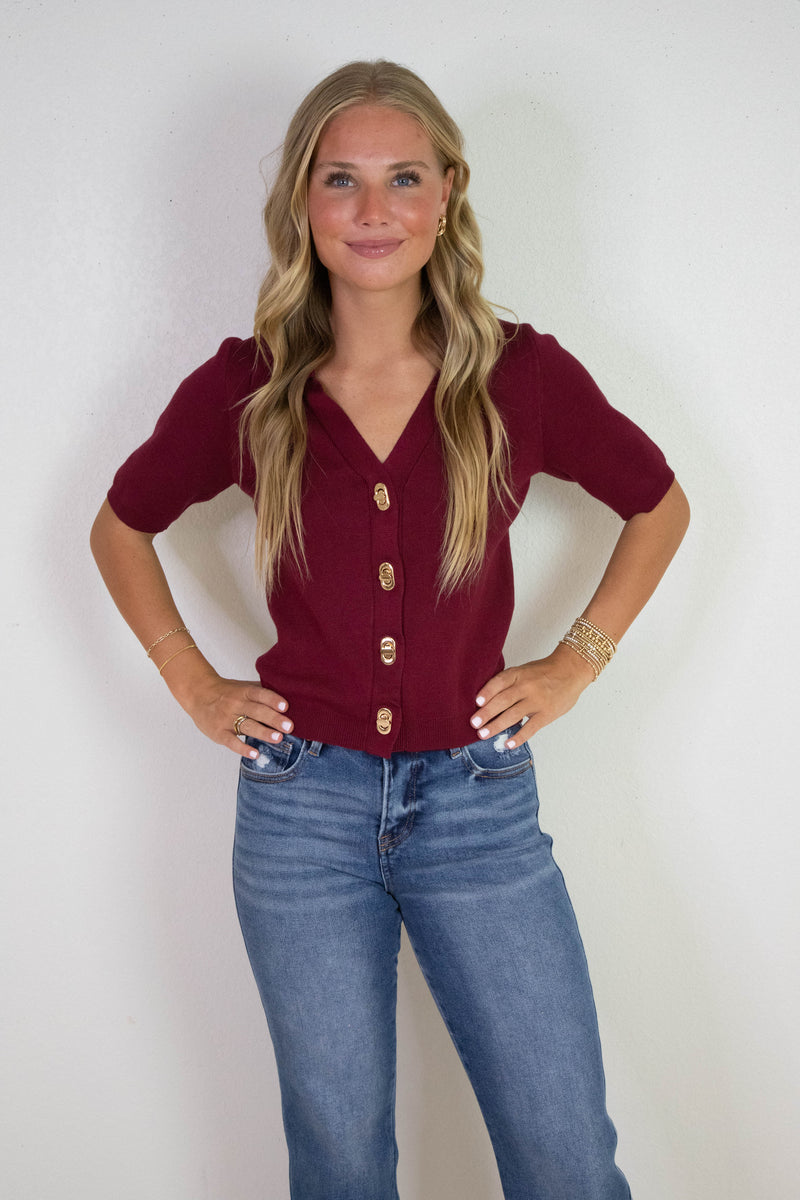 Harlow Gold Twist Lock Button Top, Burgundy