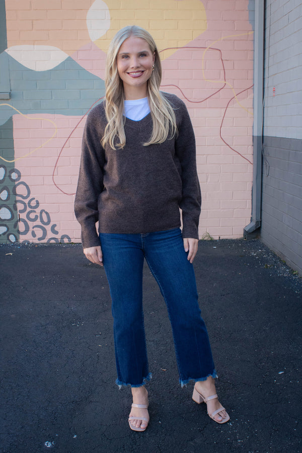 Lyra V-Neck Pullover Sweater, Brown