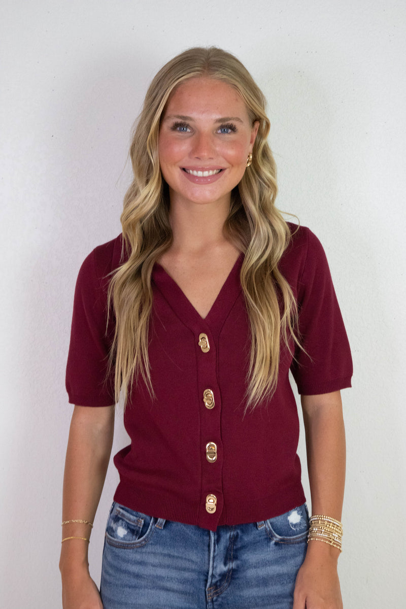Harlow Gold Twist Lock Button Top, Burgundy