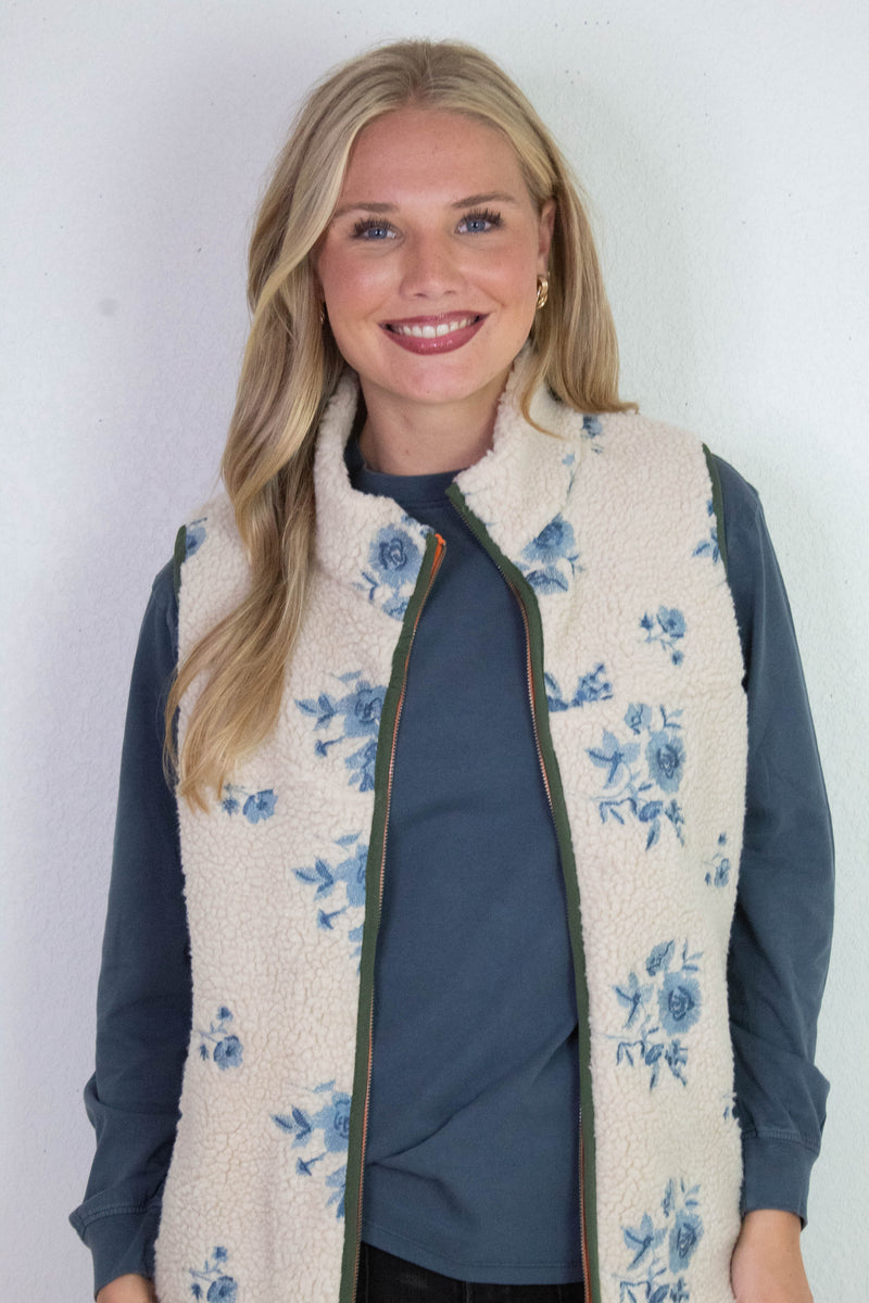Viola Front Zip Vest, Cream Blue | RD Style
