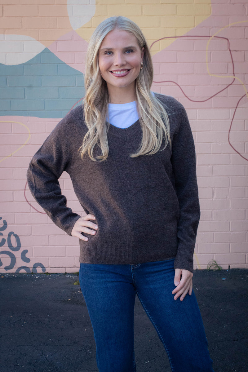 Lyra V-Neck Pullover Sweater, Brown