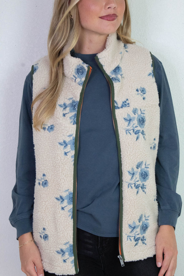 Viola Front Zip Vest, Cream Blue | RD Style