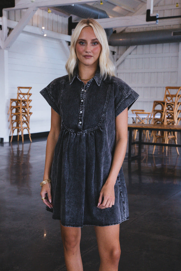 Brynlee Washed Denim Dress, Black