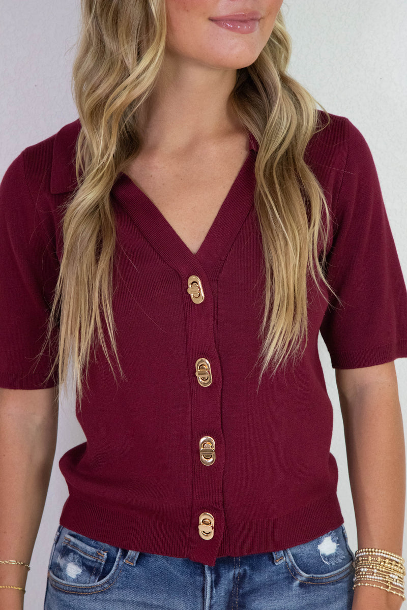 Harlow Gold Twist Lock Button Top, Burgundy