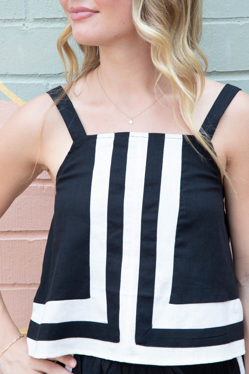 Kyra Contrast Abstract Border Top, Black
