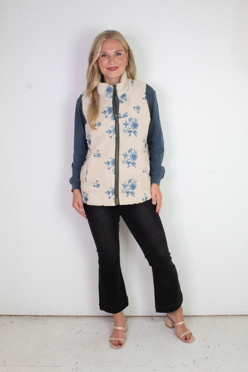 Viola Front Zip Vest, Cream Blue | RD Style