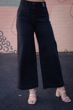 Karla Vintage Ankle Wide Leg Jeans, Ebony | Silver Jeans Co