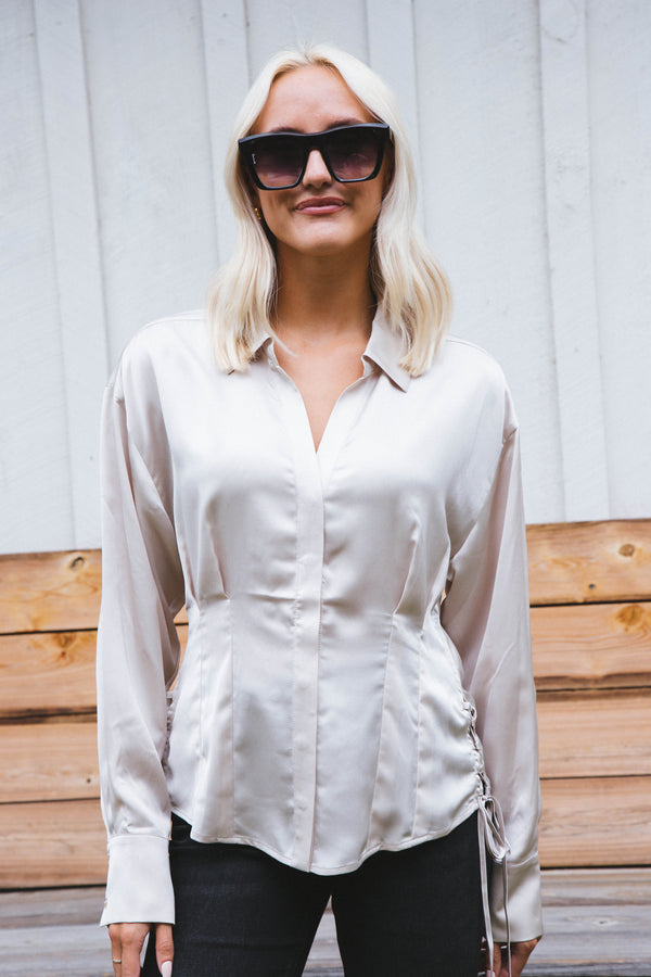 The Date Satin Shirt, Toasted Marshmallow | Sanctuary